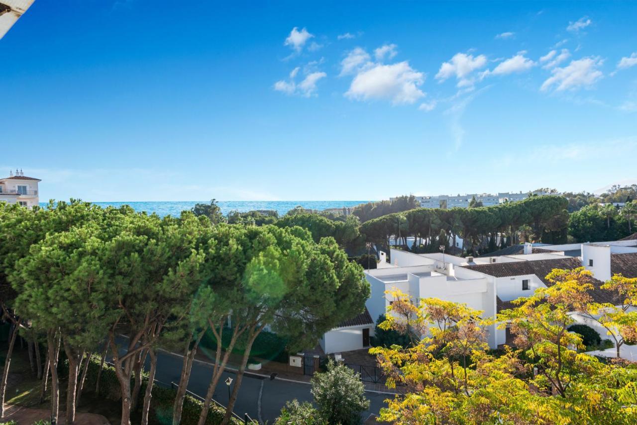 Modern - 2 Bedrooms, Beachside - Puerto Banus Apartament Marbella